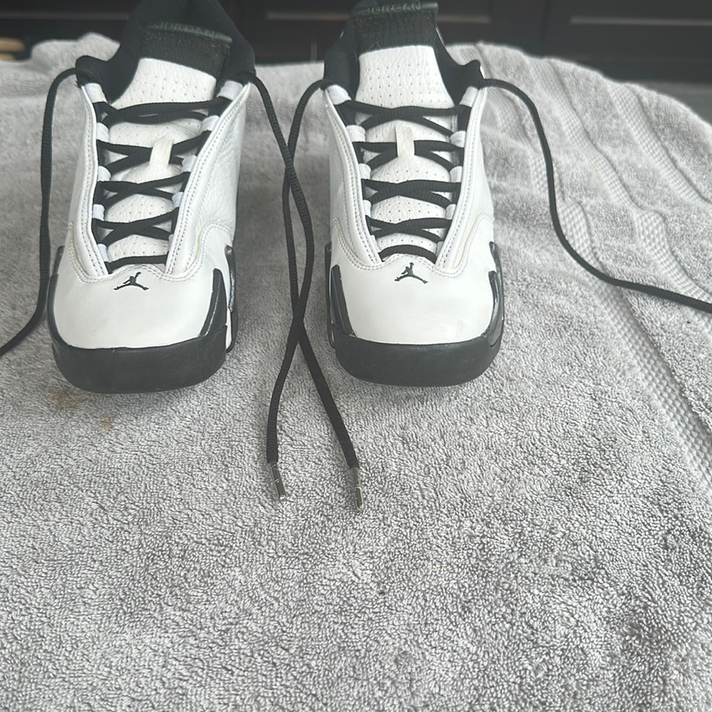 Jordan’s in great condition!